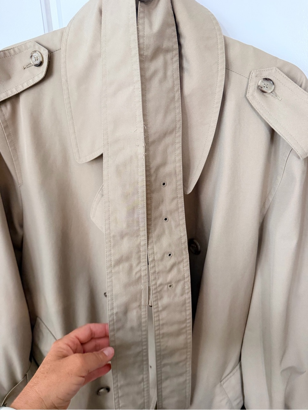 Vintage London Fog Beige Trench Coat - - Picture 4 of 6